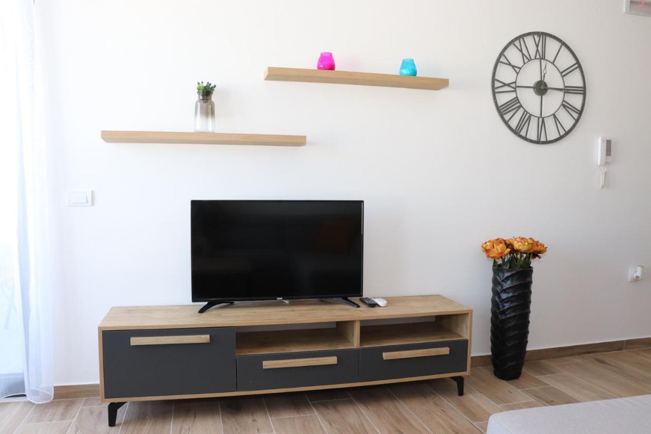 Eagles Apartments & Suites Улцинь Екстер'єр фото