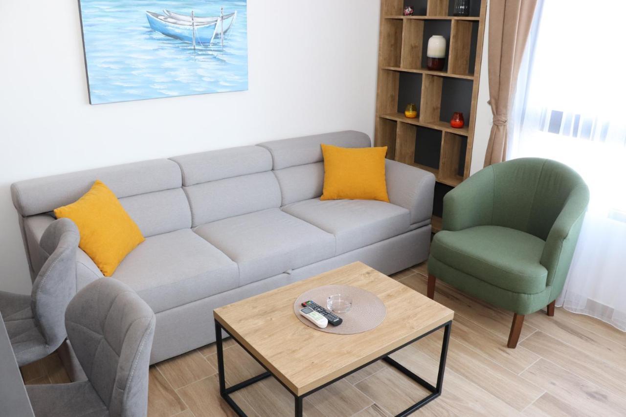Eagles Apartments & Suites Улцинь Екстер'єр фото
