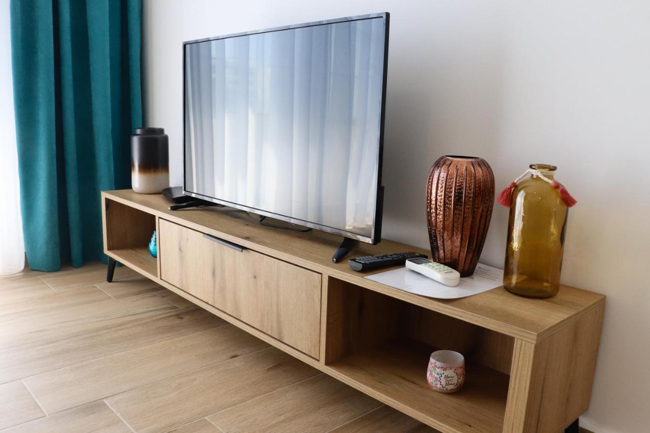 Eagles Apartments & Suites Улцинь Екстер'єр фото