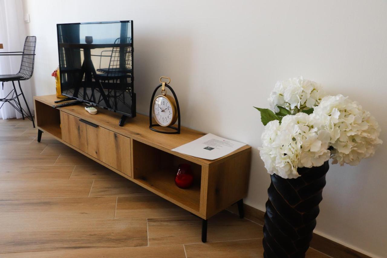 Eagles Apartments & Suites Улцинь Екстер'єр фото