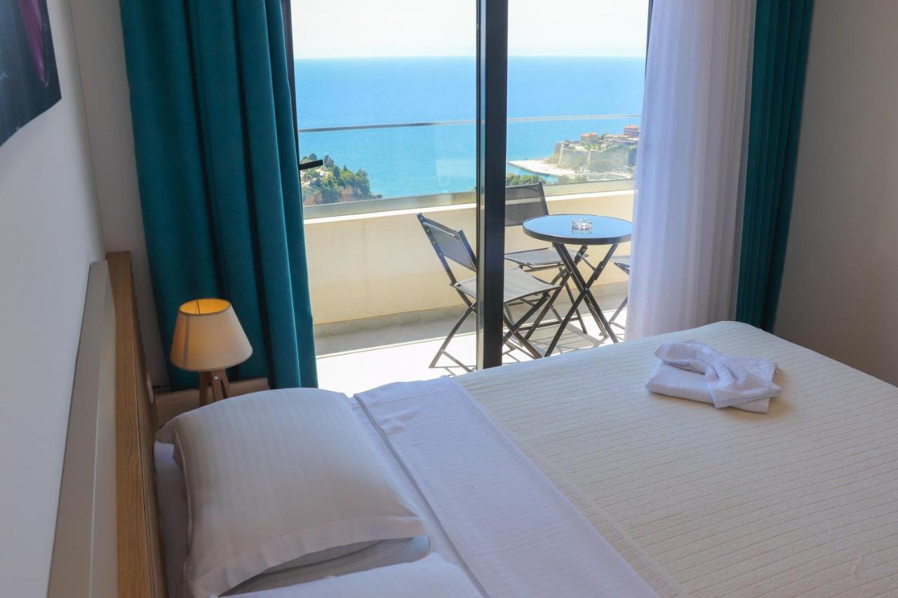 Eagles Apartments & Suites Улцинь Екстер'єр фото